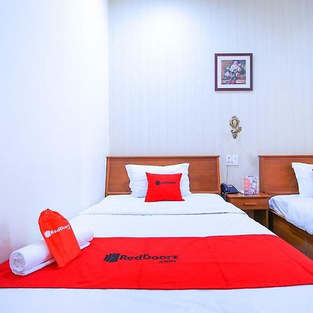 Reddoorz Near Han Market Дананг Экстерьер фото